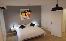 Appartement tout confort 2 chbres - 72m2 - avec terrasse et vue Pyrénées