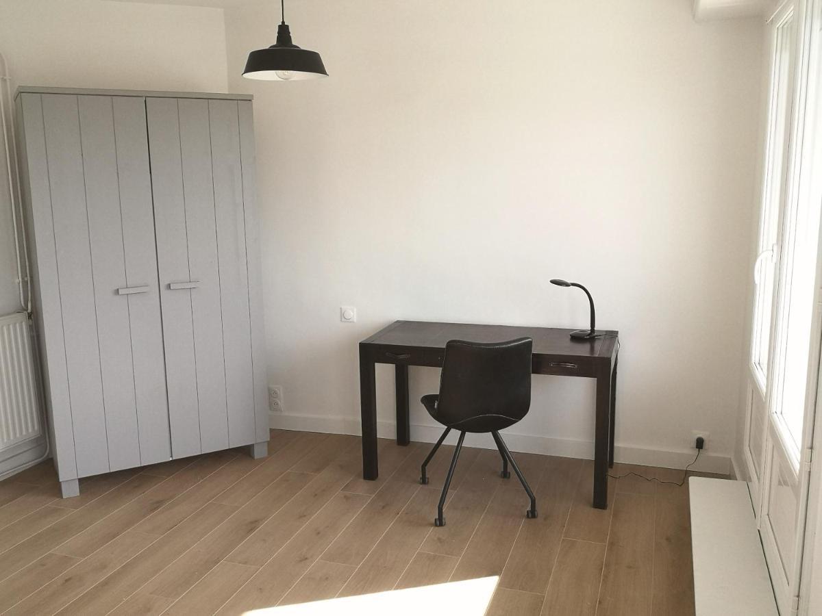 Appartement tout confort 2 chbres - 72m2 - avec terrasse et vue Pyrénées Pau Extérieur photo
