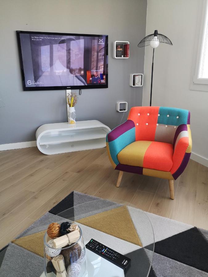 Appartement tout confort 2 chbres - 72m2 - avec terrasse et vue Pyrénées Pau Extérieur photo